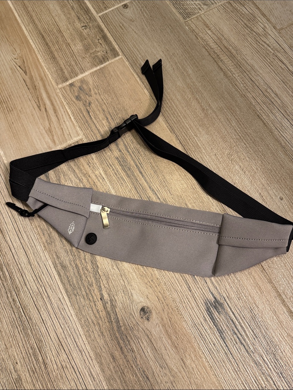 Free People Movement Runner Belt Bag – Gray Ice Bath